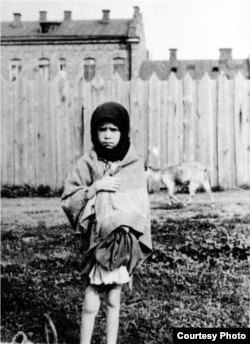 Holodomor en Ucrania, infantes en las calles.