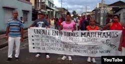 Activistas de UNPACU en Palma Soriano, durante una marca en diciembre (momento antes de ser arrestados).