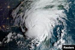 Idalia golpea la costa oeste de Florida con categoría 3. (NOAA/Handout REUTERS)