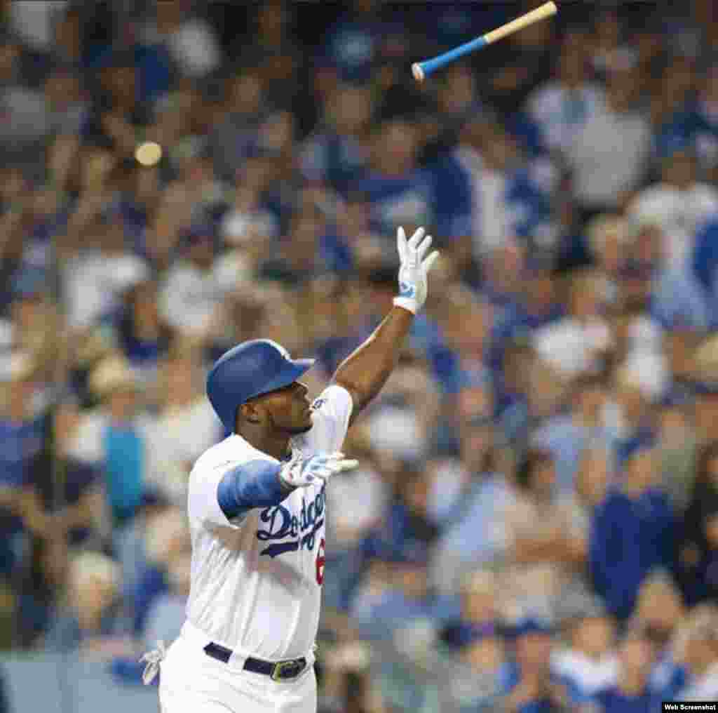 El cienfueguero Yasiel Puig batea para .351 en la postemporada 2017 (lo hizo para .263 en el campeonato regular). Fue seleccionado al Juego de Estrellas en 2014. 