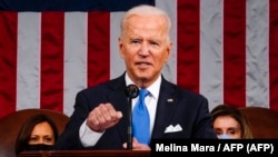 El presidente Joe Biden, en su discurso sobre los primeros 100 días de su mandato. Foto Archivo Melina Mara / POOL / AFP