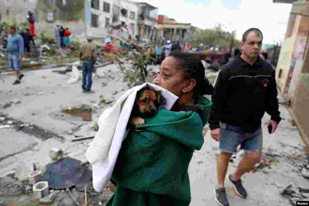 Imágenes de la destrucción causada por el paso de un tornado en La Habana el 28 de enero.