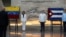 Delcy Rodríguez y el canciller cubano Bruno Rodríguez en una ceremonia en homenaje al personal militar y de seguridad venezolano y cubano fallecido durante la captura de Nicolás Maduro y Cilia Flores,  el 3 de enero de 2026. 