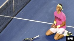 El tenista español Rafael Nadal celebra la victoria ante el estadounidense Tim Smyczek.