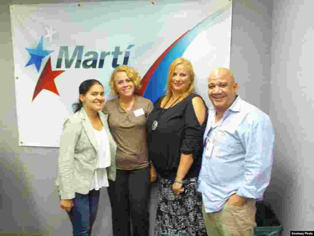 Con Surelis Martínez, madre de dos niñas cubanas que trataban de escapar de Siria y Haymel de la Vega, una activista que ayudaba a esta causa
