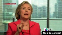 Hillary Clinton es entrevistada en exclusiva por el periodista Jorge Ramos de la cadena Univisión