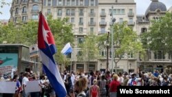 Protesta frente al Consulado de Cuba en Barcelona. (Foto: Archivo)