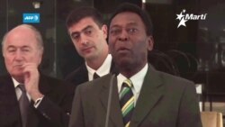 Pelé fue operado de un tumor en el colon en São Paulo