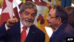 Luiz Inacio Lula da Silva y Raúl Castro.