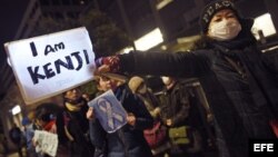 Manifestación en apoyo a los rehenes japoneses. 