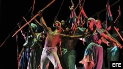 Bailarines del conjunto Folklórico Nacional de Cuba.