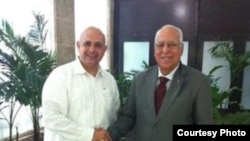 Embajador de Kuwait en La Habana, Bader Al-Awadhi. 