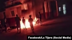 Protesta por apagón en El Cano, municipio La Lisa, La Habana