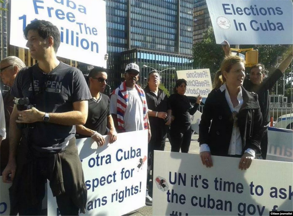 Activistas cubanos se reunieron frente a sede de la ONU para promover Campaña Por Otra Cuba.