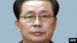 Fotografía sin fechar que muestra a Jang Song-thaek, tío del líder Kim Jong-un