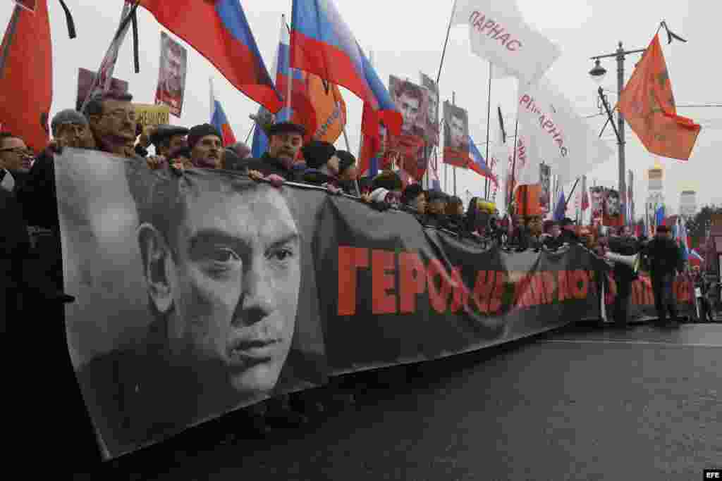 Manifestación en homenaje a Nemtsov