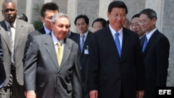 El presidente cubano, Raúl Castro y el presidente chino, Xi Jinping (Foto archivo 2011)