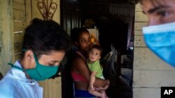Rodiles: Cuba "vive en el pasado", pero el régimen promueve las ventas online