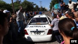 Decenas de Damas de Blanco detenidas en La Habana luego de salir de misa 