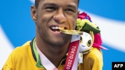 Araujo dos Santos, Brasil, Medalla de Oro en natación durante Juegos Paralímpicos de Tokio 2021