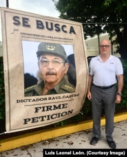 El doctor Orlando Guitérrez-Boronat (Directorio Democrático Cubano) busca enjuiciar a Raúl Castro.