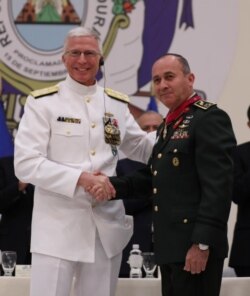 Almirante Faller en Honduras