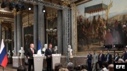 Conferencia de prensa de Macron y Putin 