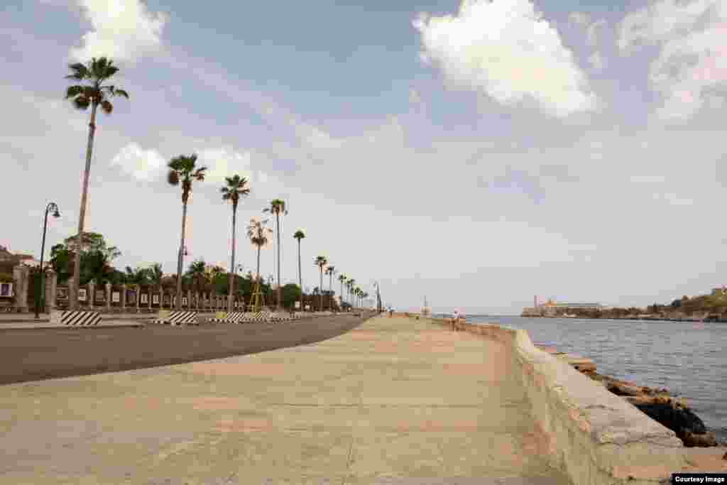 La avenida del Malecón, a las 3:00 p.m del 20 de marzo de 2016.