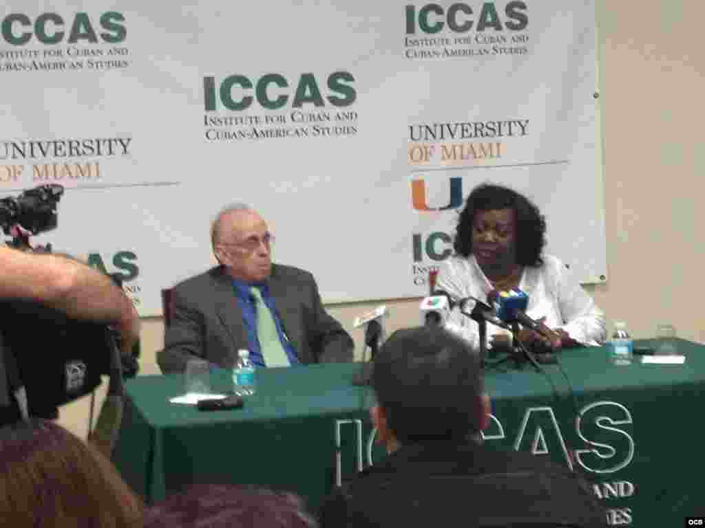 Berta Soler en la conferencia de prensa en ICCAS