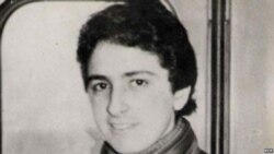 Padre exige ver a su hijo en huelga de hambre en una prisión