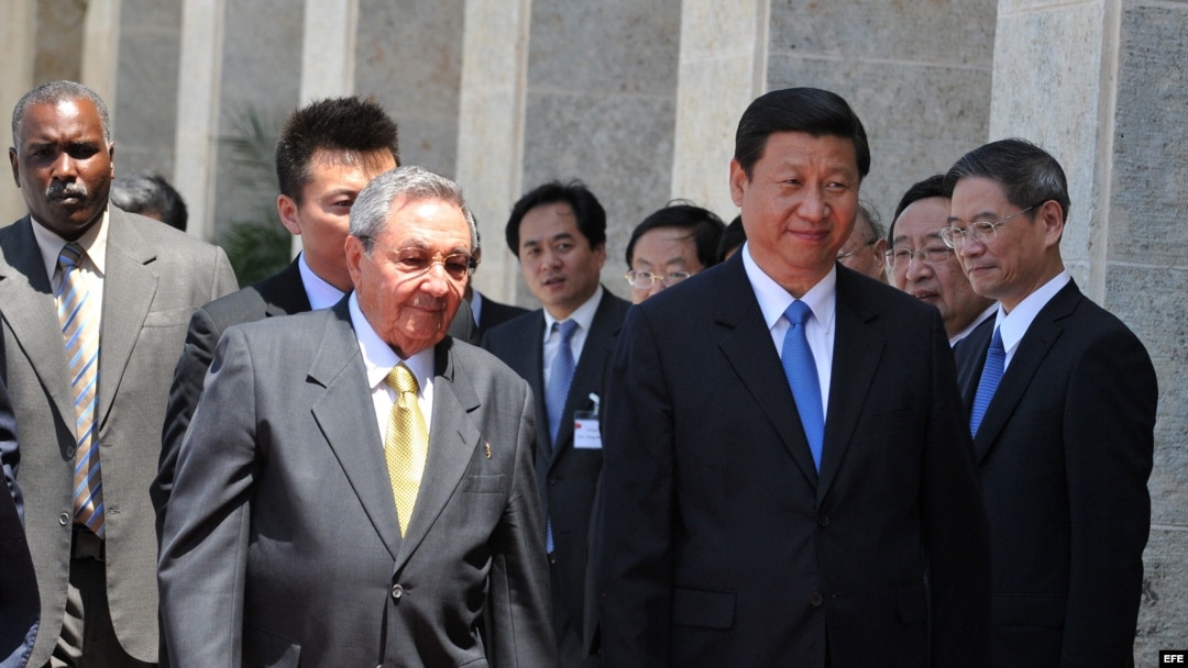 Raúl Castro y el presidente chino, Xi Jinping.
