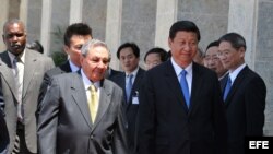 Raúl Castro y el presidente chino, Xi Jinping.