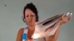 Crece acoso contra activista que quemó proyecto de reforma constitucional