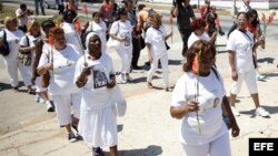 Fotografía de archivo de las Damas de Blanco.