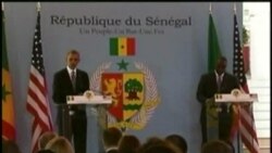 Afirma el padre de Edward Snowden que su hijo se entregaría con condiciones