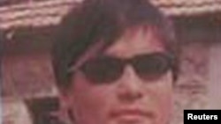 El carro f&uacute;nebre que transporta el cuerpo del Padre Rom&aacute;n llega a la Ermita Foto/ &Aacute;lvaro Alba