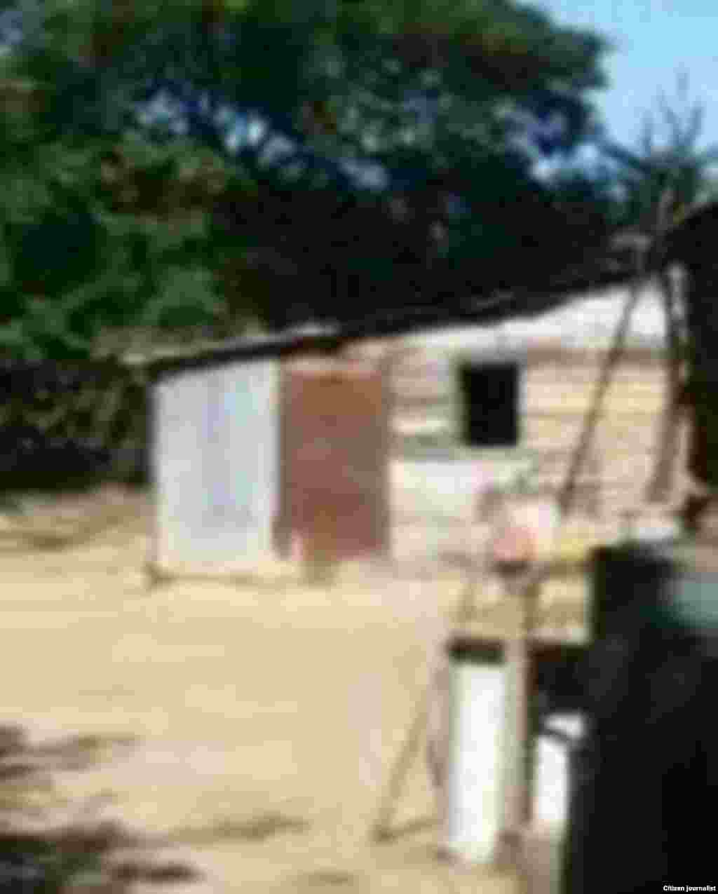 Graciela Rodríguez López ha vivido siempre en Chapala, Manzanillo en esas condiciones