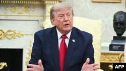 El presidente de EEUU, Donald Trump, habla durante una reunión con el primer ministro de Irak, Ali al-Zaidi, en el Despacho Oval de la Casa Blanca en Washington D.C., el 14 de julio de 2026.