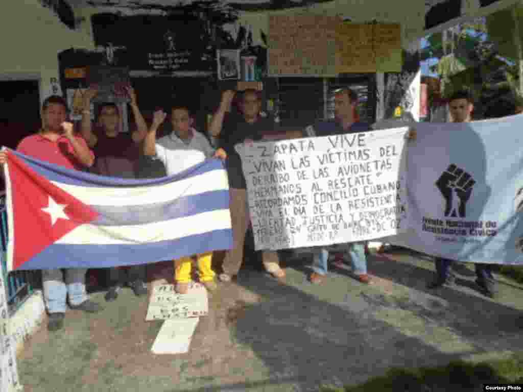 Cuba: Homenaje a Orlando Zapata Tamayo