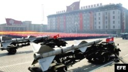 Desfile militar en Pyongyang