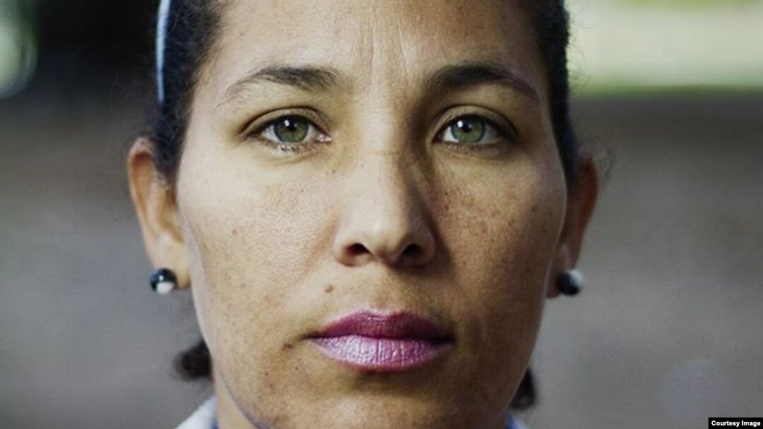 La Dama de Blanco, Lismery Quintana.