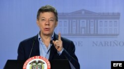 Fotografía cedida por Presidencia de Colombia que muestra al presidente colombiano, Juan Manuel Santos