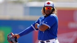 Hoy empieza la carrera profesional de Vladimir Guerrero Jr