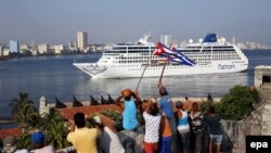 El buque "Adonia", de la compañía Fathom, filial de la empresa Carnival, abrió la primera línea de viajes de cruceros entre Estados Unidos y Cuba en 2016.
