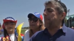 Exiliados venezolanos votan en New Orleans