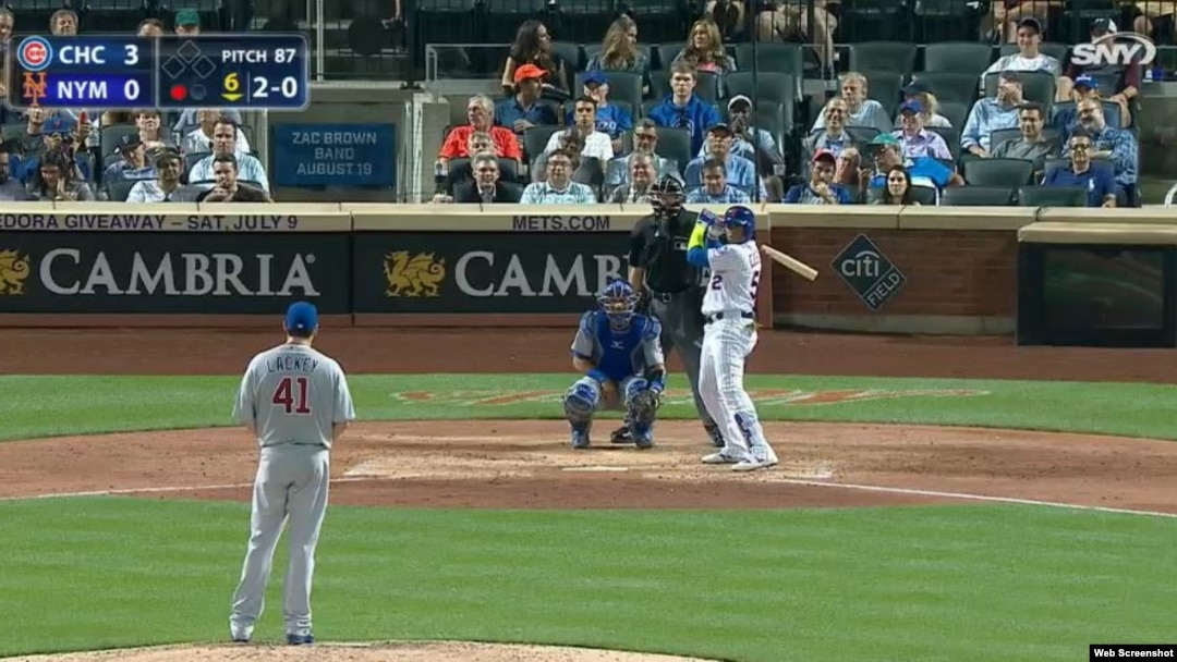Yoenis Céspedes pegó su jonrón número 19 de la temporada.