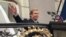Havel ante los ciudadanos de Praga tras haber jurado como presidente de Checoslovaquia. 