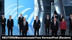 Los líderes de la OTAN posan para una foto antes de la cumbre de la alianza que comenzó el lunes 14 de junio de 2021 en Bruselas. REUTERS/Yves Herman/Mancomunada.