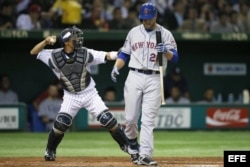 El lanzador Norimoto ponchó a Lucas Duda, jugador de cuadro de los Mets de Nueva York.