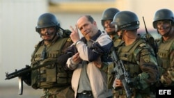 El guerrillero Simón Trinidad fue extraditado en 2004 a EE.UU. por las autoridades colombianas. 